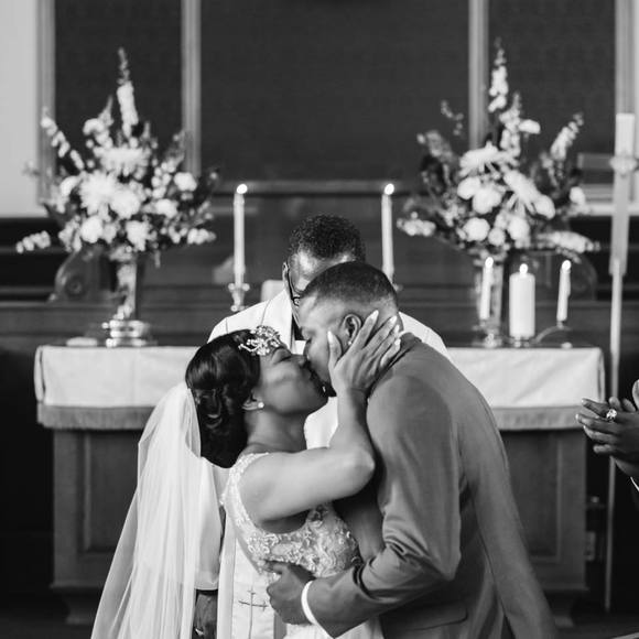 Meet your Posher, Ezinwa - Picture 1 of 1